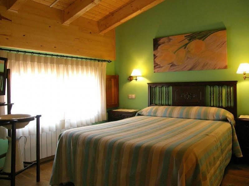Casa Rural Patino Affittacamere Quintanas de Gormaz Esterno foto